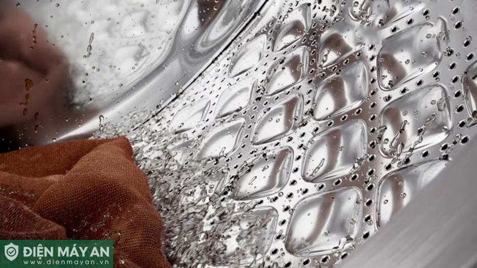 Máy Giặt Sấy Electrolux Inverter Giặt 11Kg Sấy 7Kg EWW1143R7SC